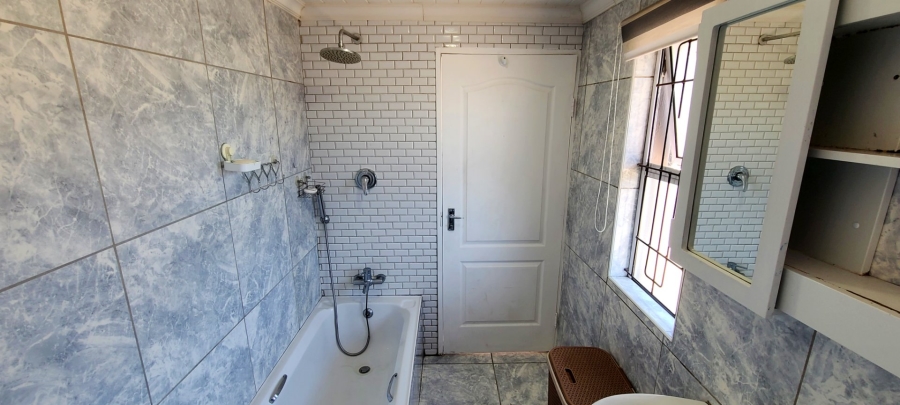 2 Bedroom Property for Sale in Tuscany Glen Western Cape